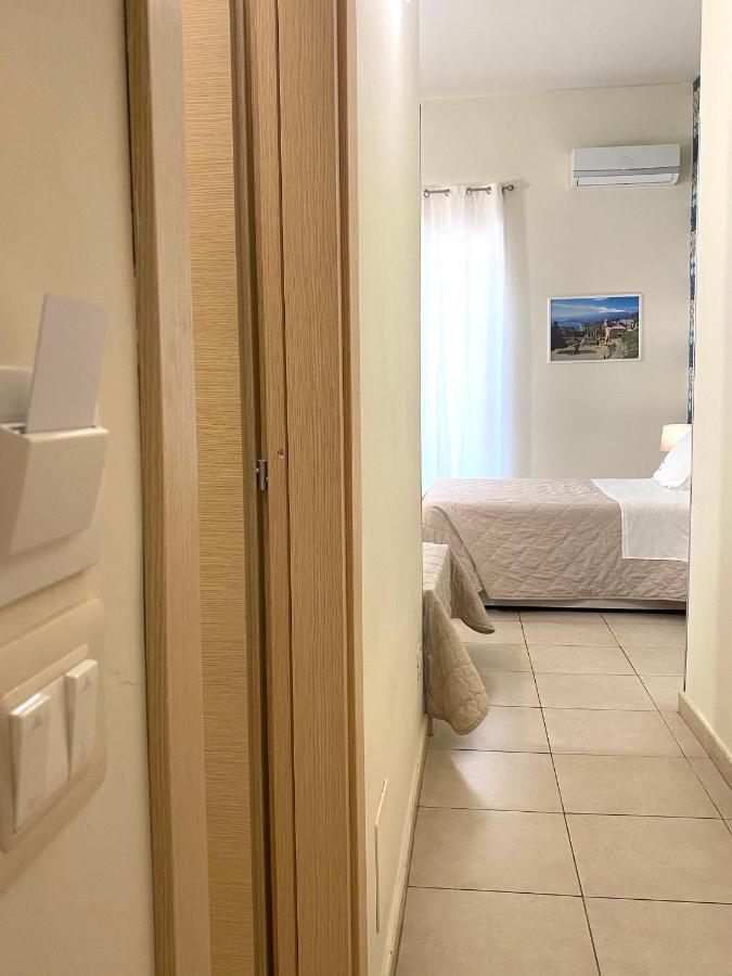 Nina B&B Giardini Naxos Exteriér fotografie