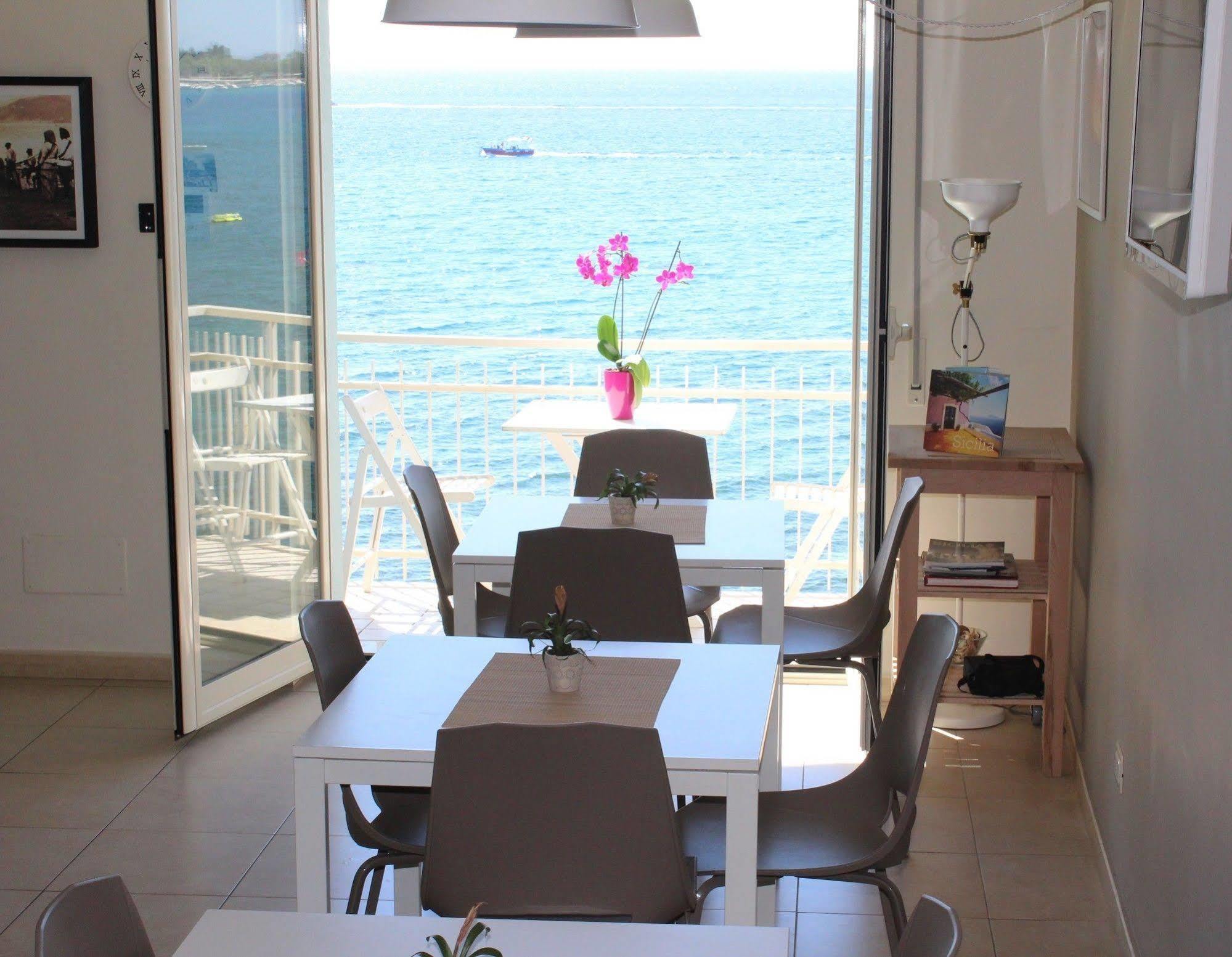 Nina B&B Giardini Naxos Exteriér fotografie