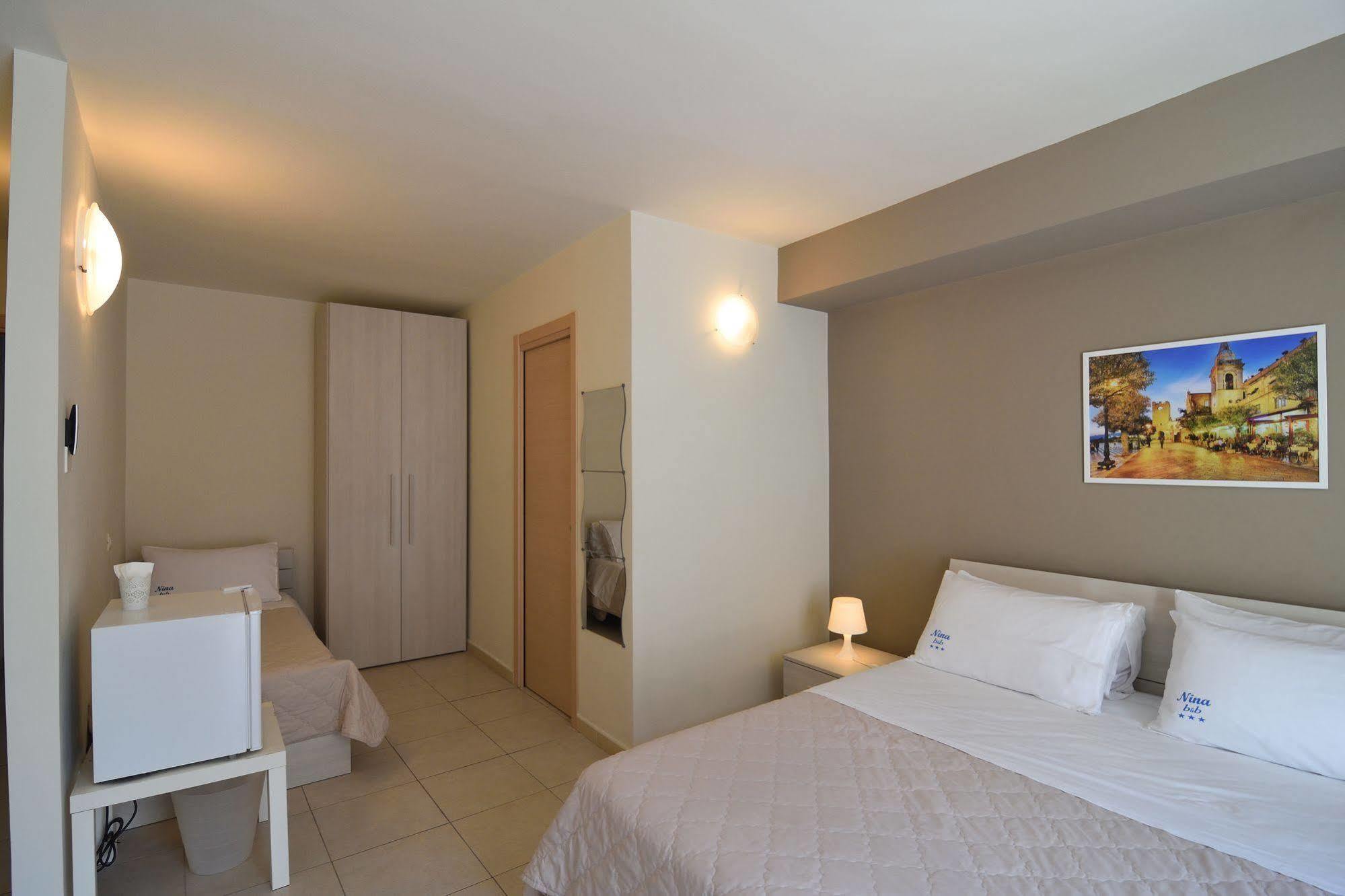Nina B&B Giardini Naxos Exteriér fotografie